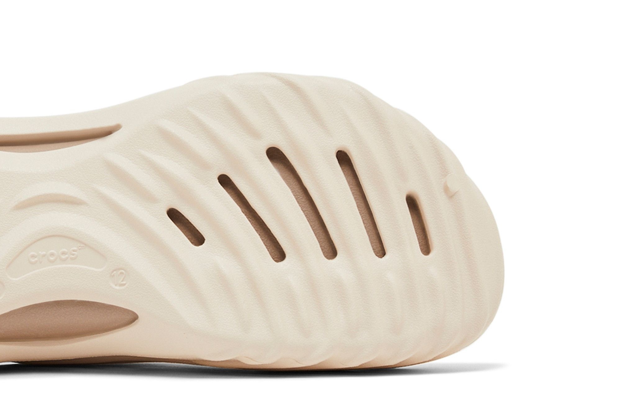Crocs Echo Wave 'Almond Tint'