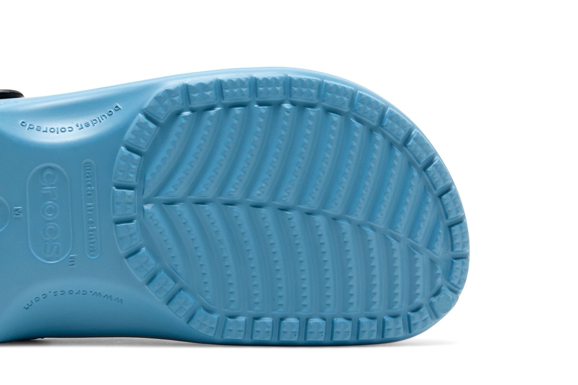 Despicable Me x Crocs Classic Clog 'Minions'