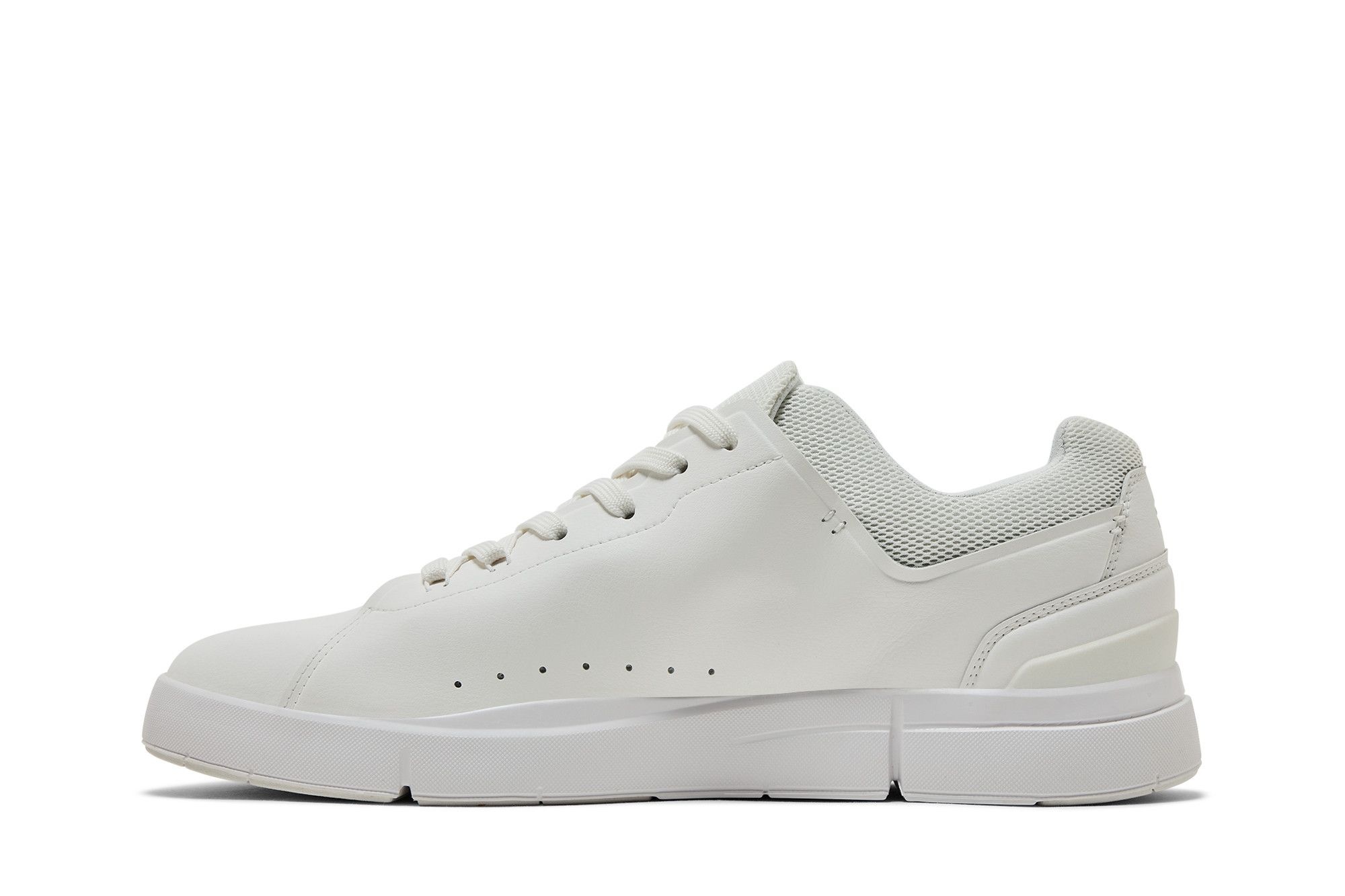 ON The Roger Advantage 'All White'