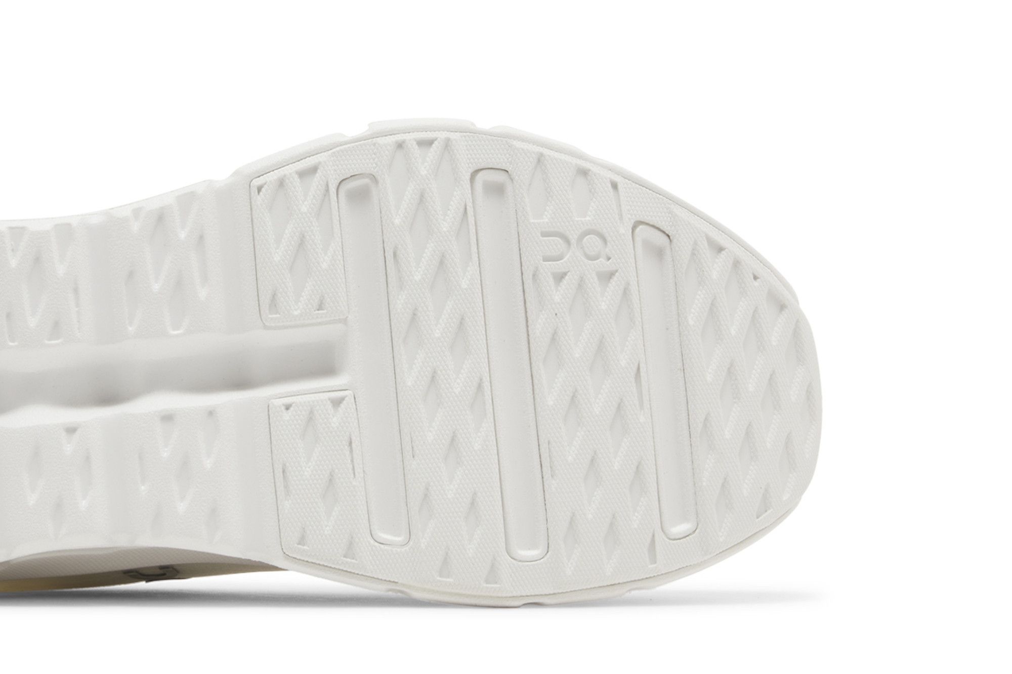 Loewe x ON Cloudtilt 'All White'
