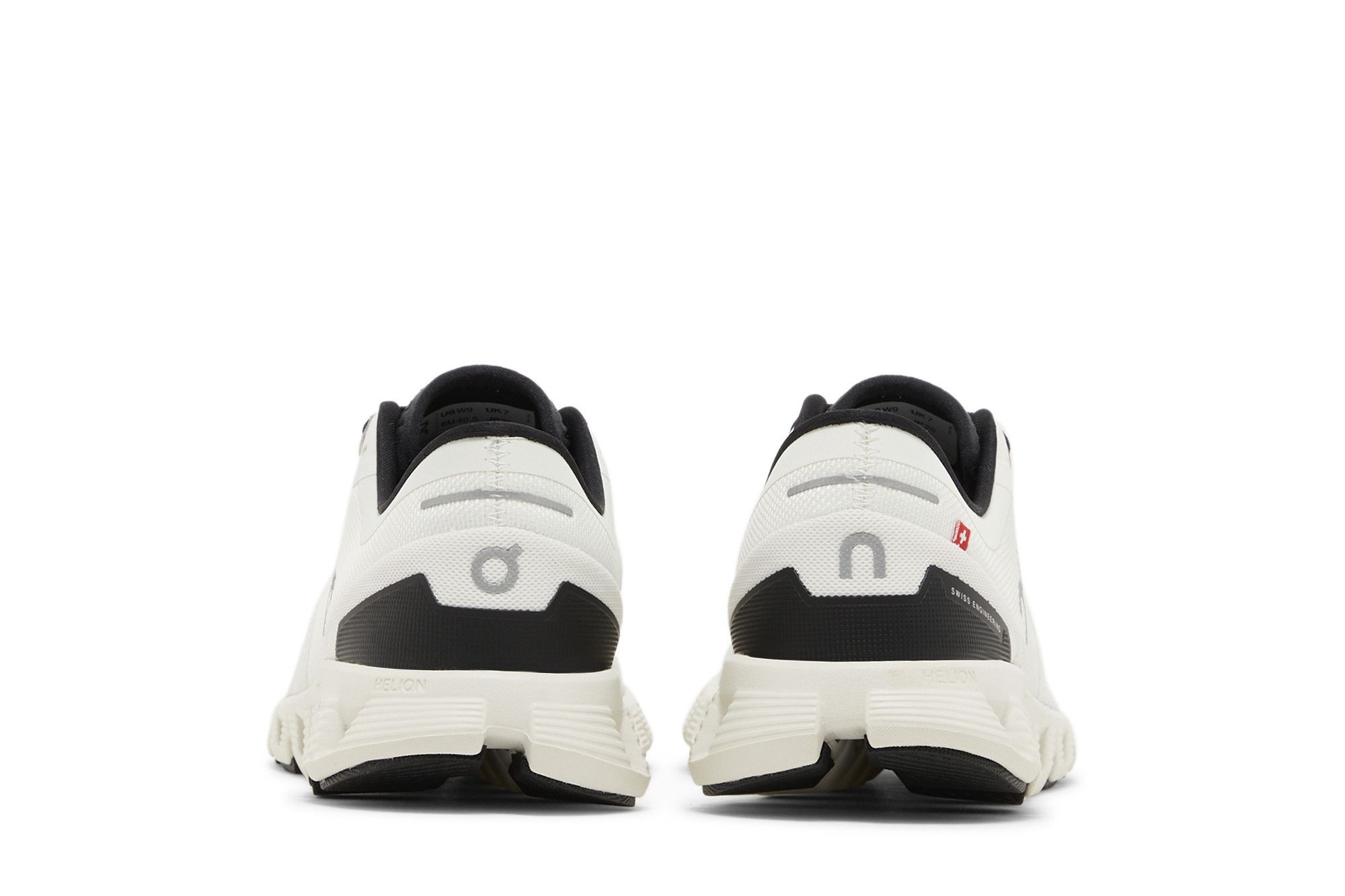 ON Wmns Cloud X 3 'White Black'