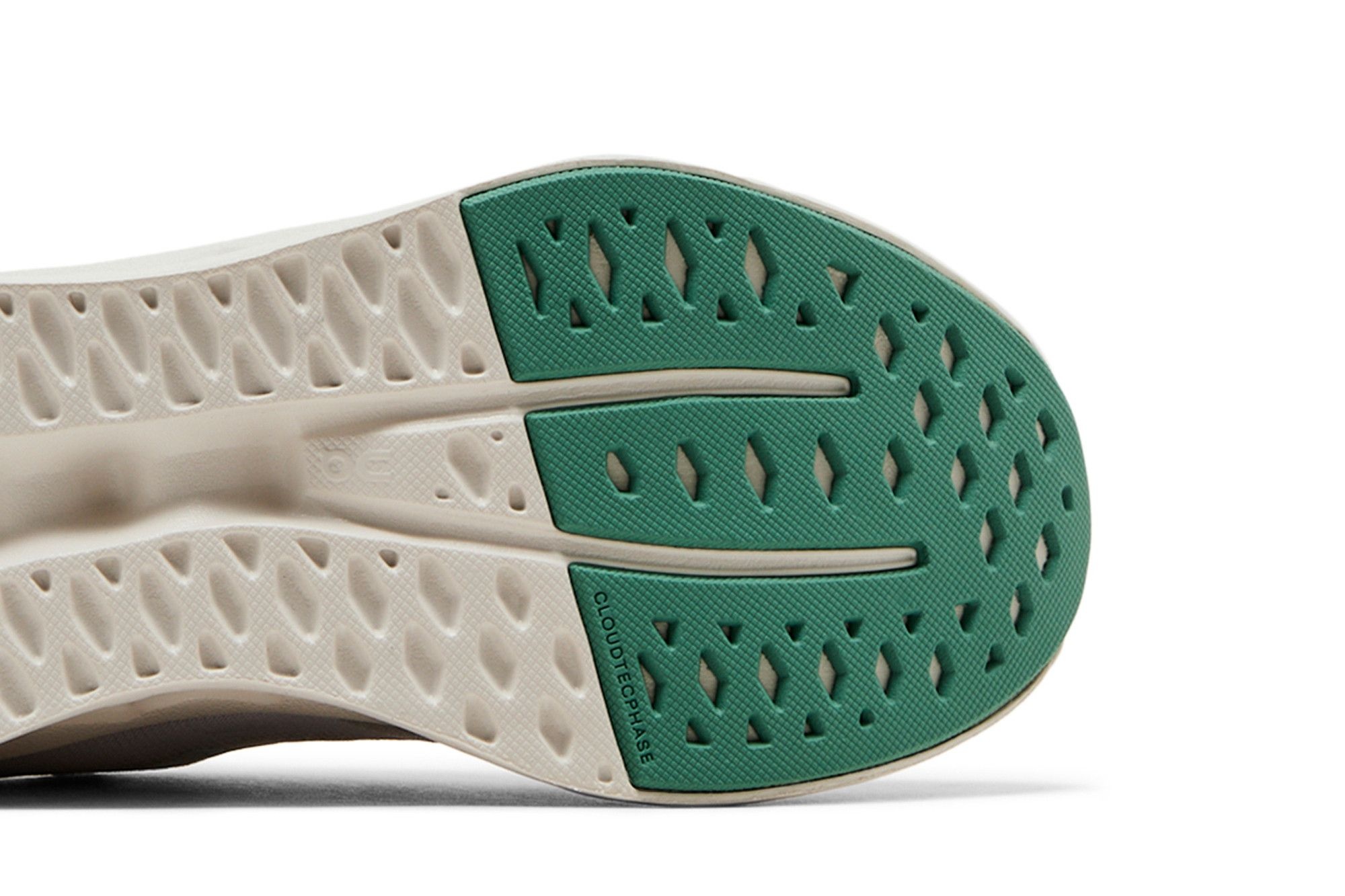 ON Wmns Cloudsurfer 'Pearl Ivory'