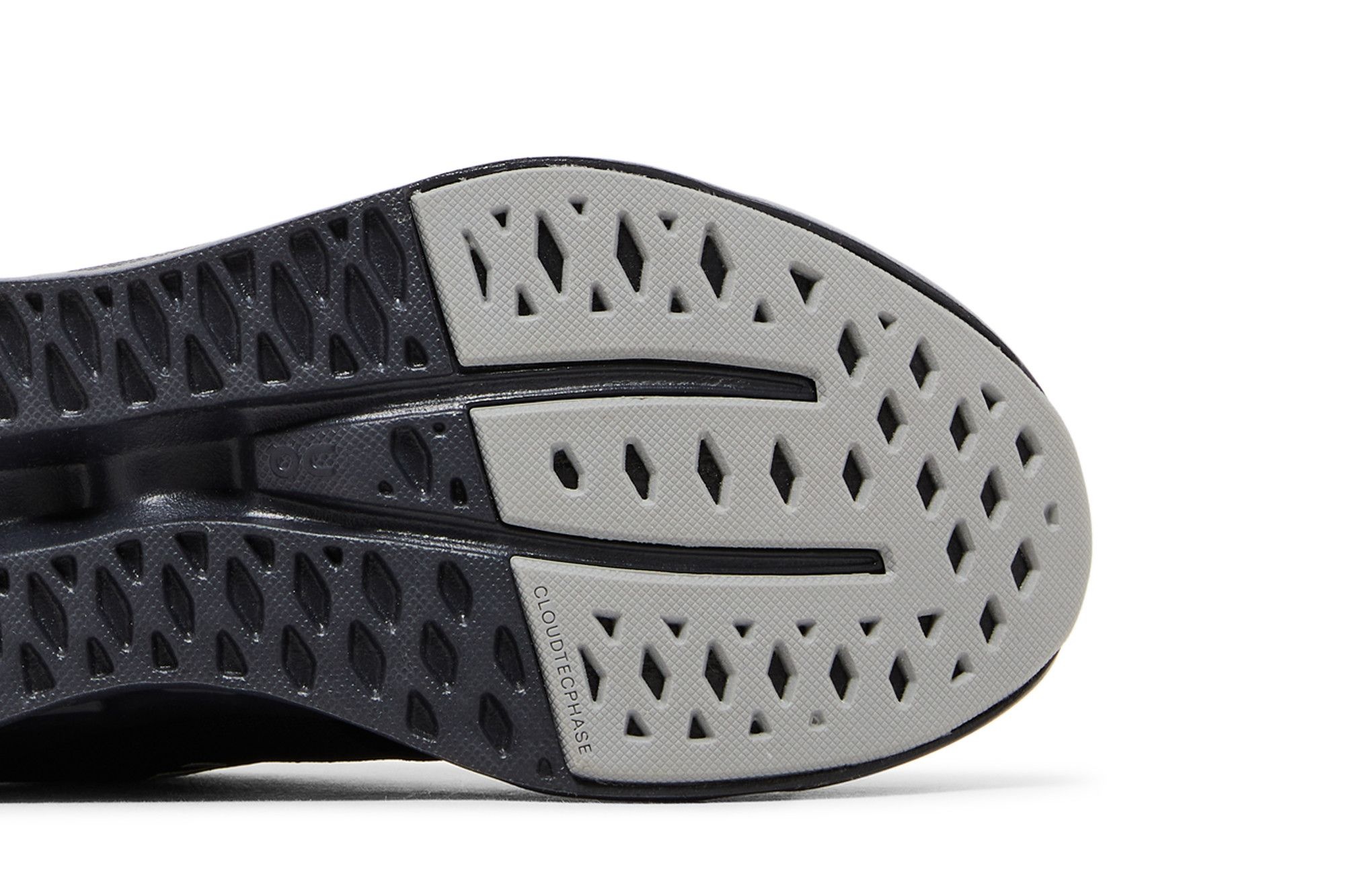 ON Wmns Cloudsurfer 'All Black'