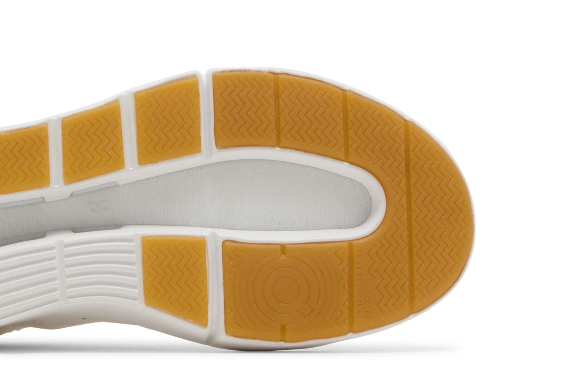 ON Wmns The Roger Centre Court 'White Gum'