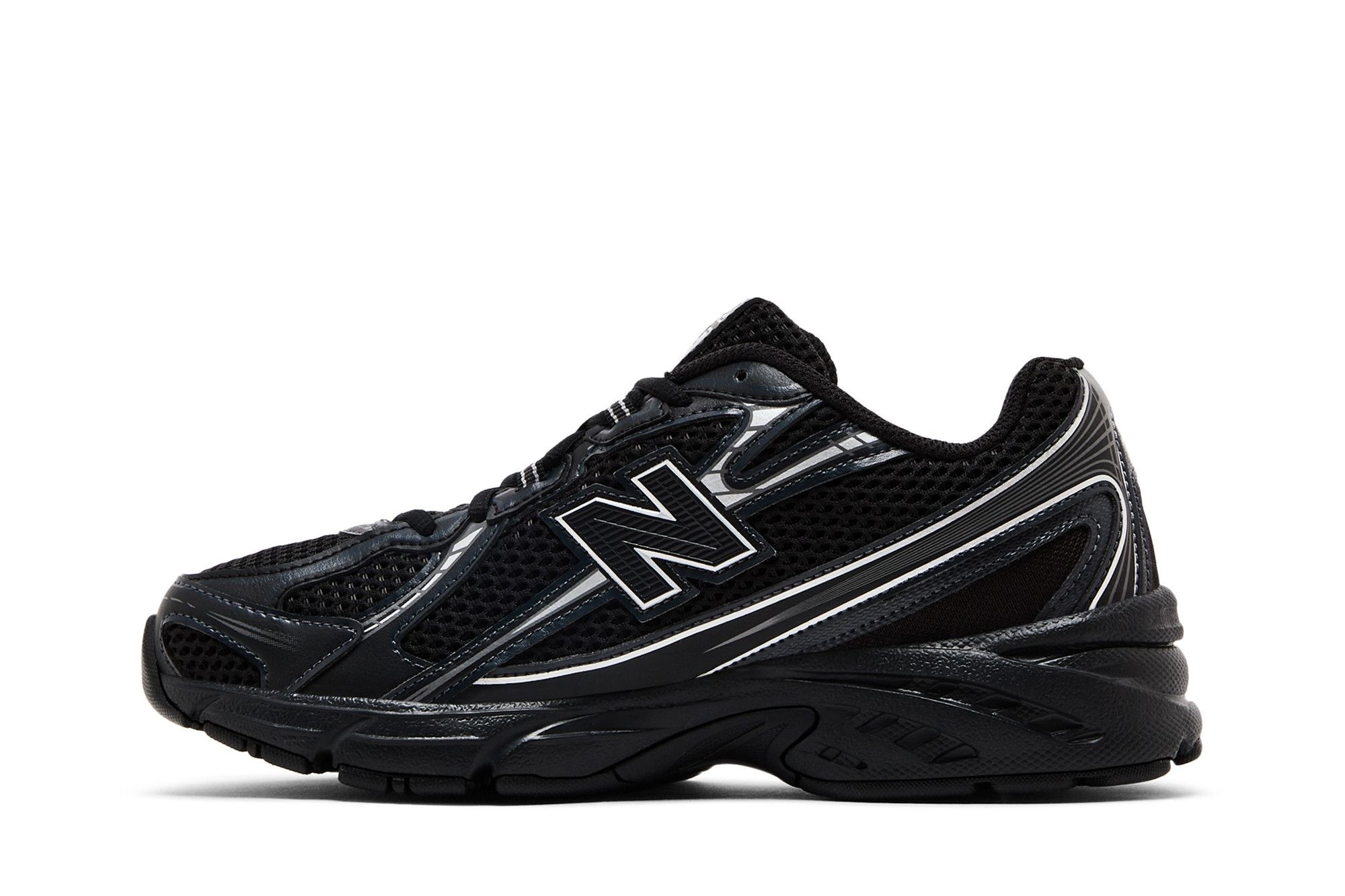 New Balance 740 Big Kid Wide 'Black Silver Metallic'