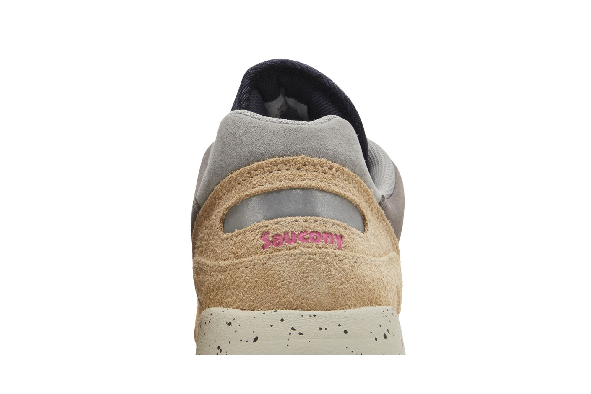 Sneakersnstuff x Saucony Shadow 6000 'Khaki Grey'