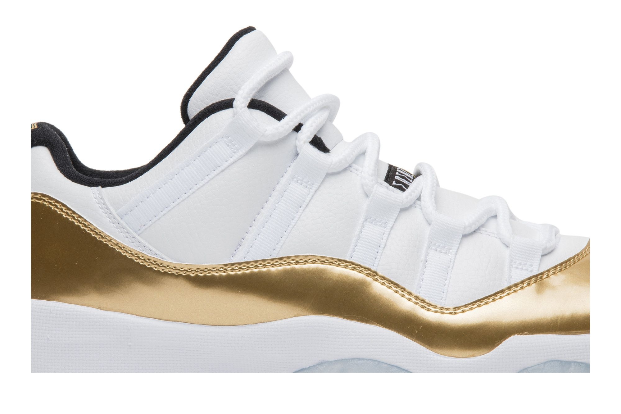 Air Jordan 11 Retro Low 'Closing Ceremony'