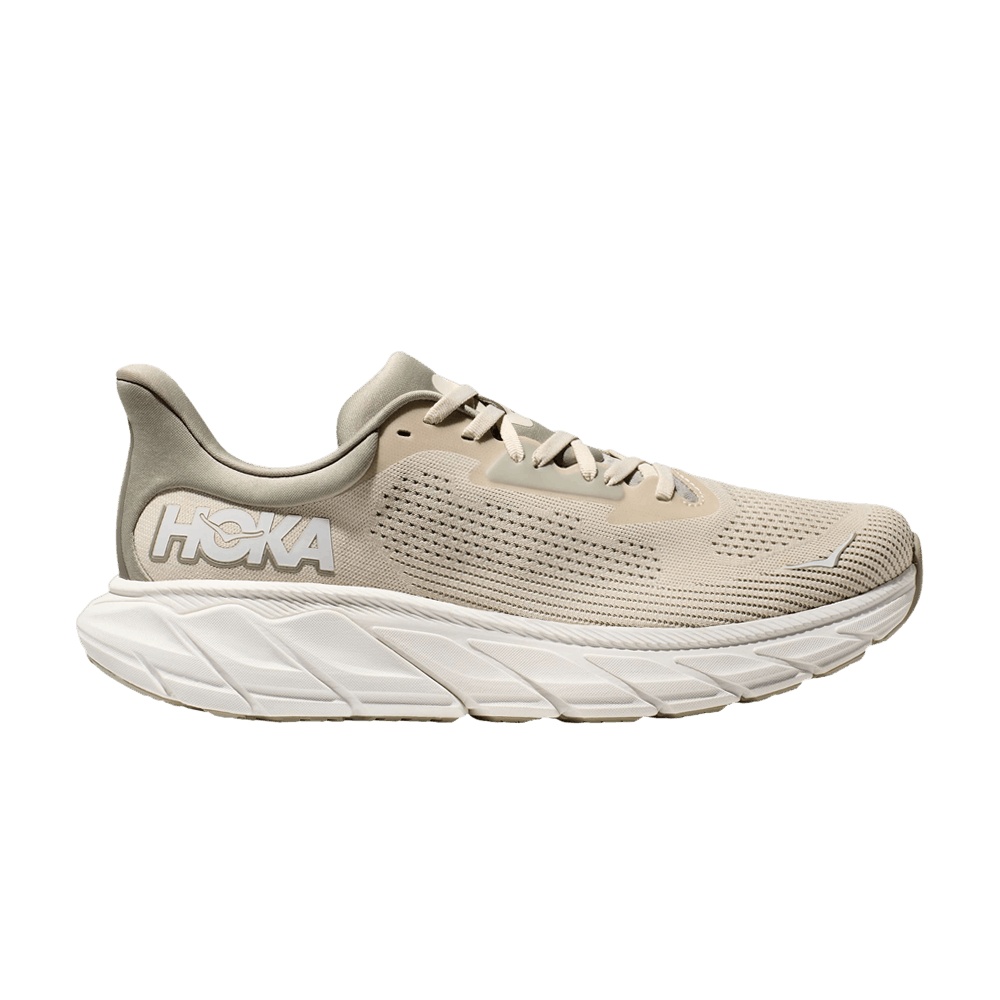 HOKA Arahi 7 'Oat Milk Barley'
