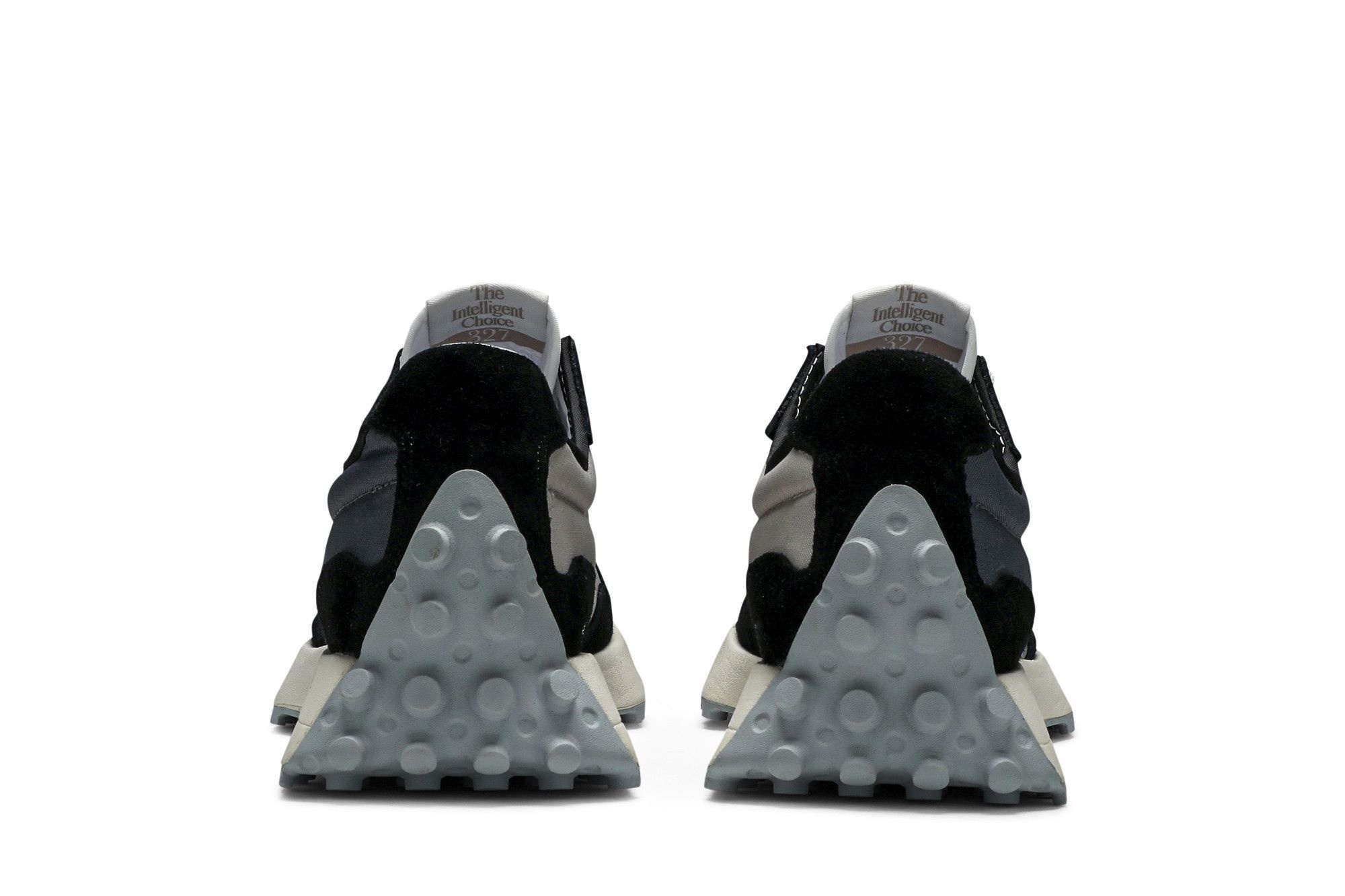 New Balance Wmns 327 'Black White'