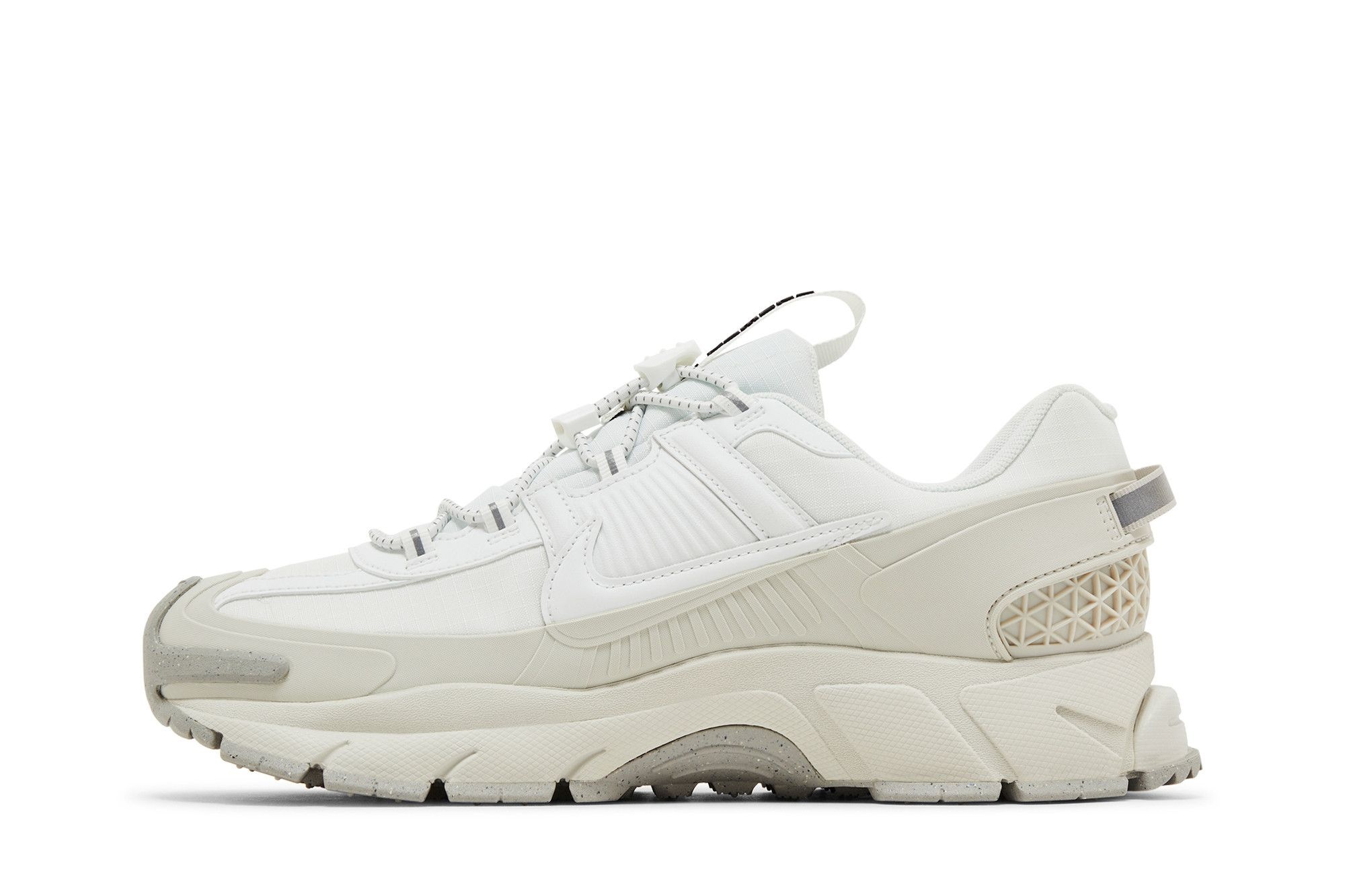 Nike Wmns Zoom Vomero Roam 'Summit White'