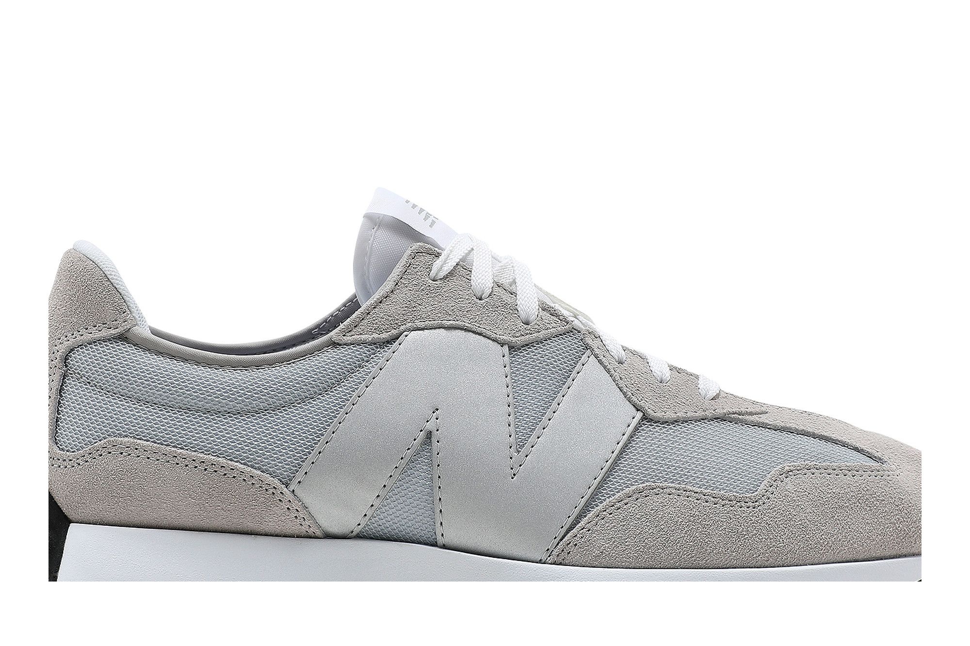 New Balance 327 'Rain Cloud Metallic Silver'