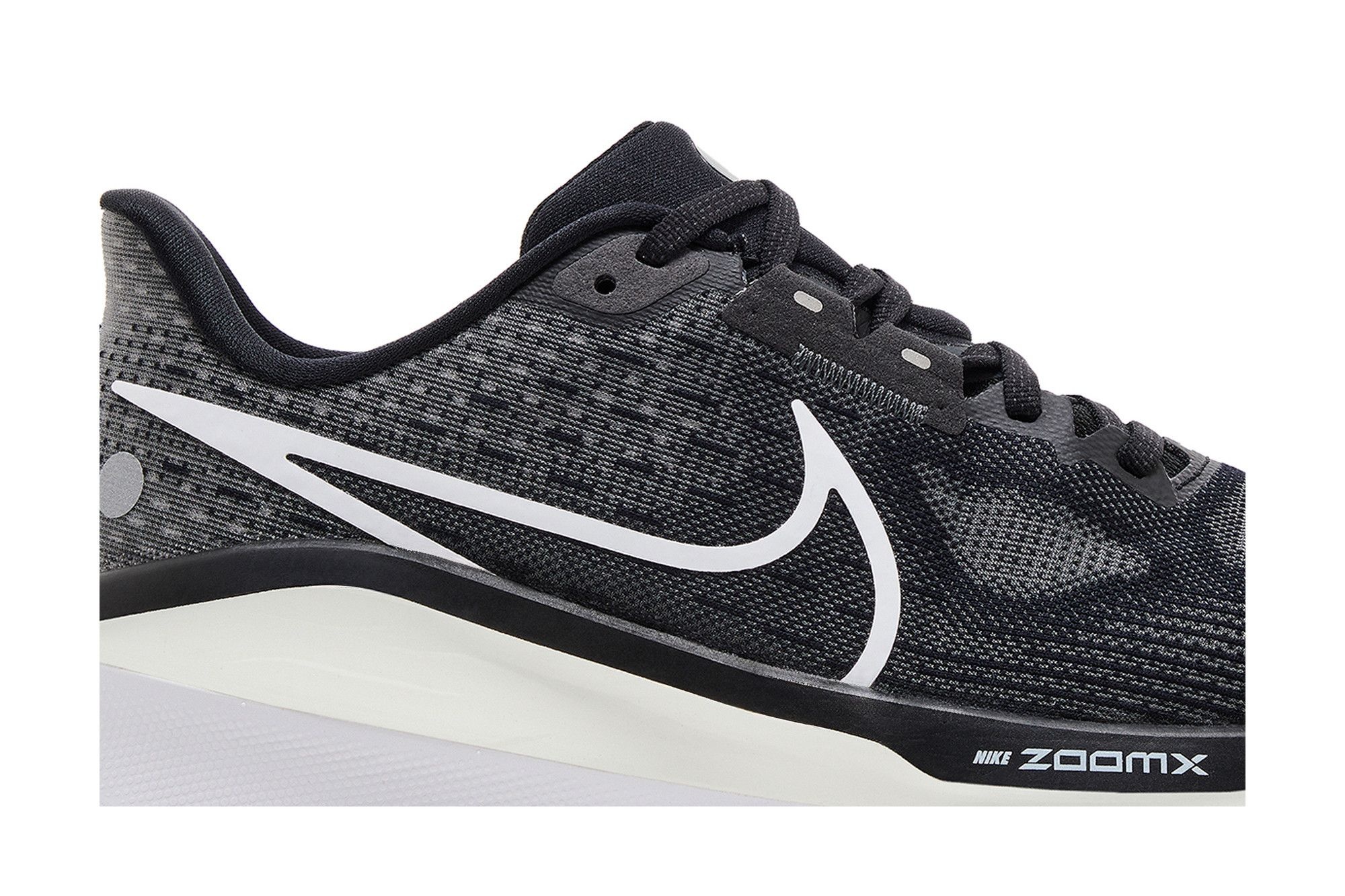 Nike Vomero 17 'Black White'