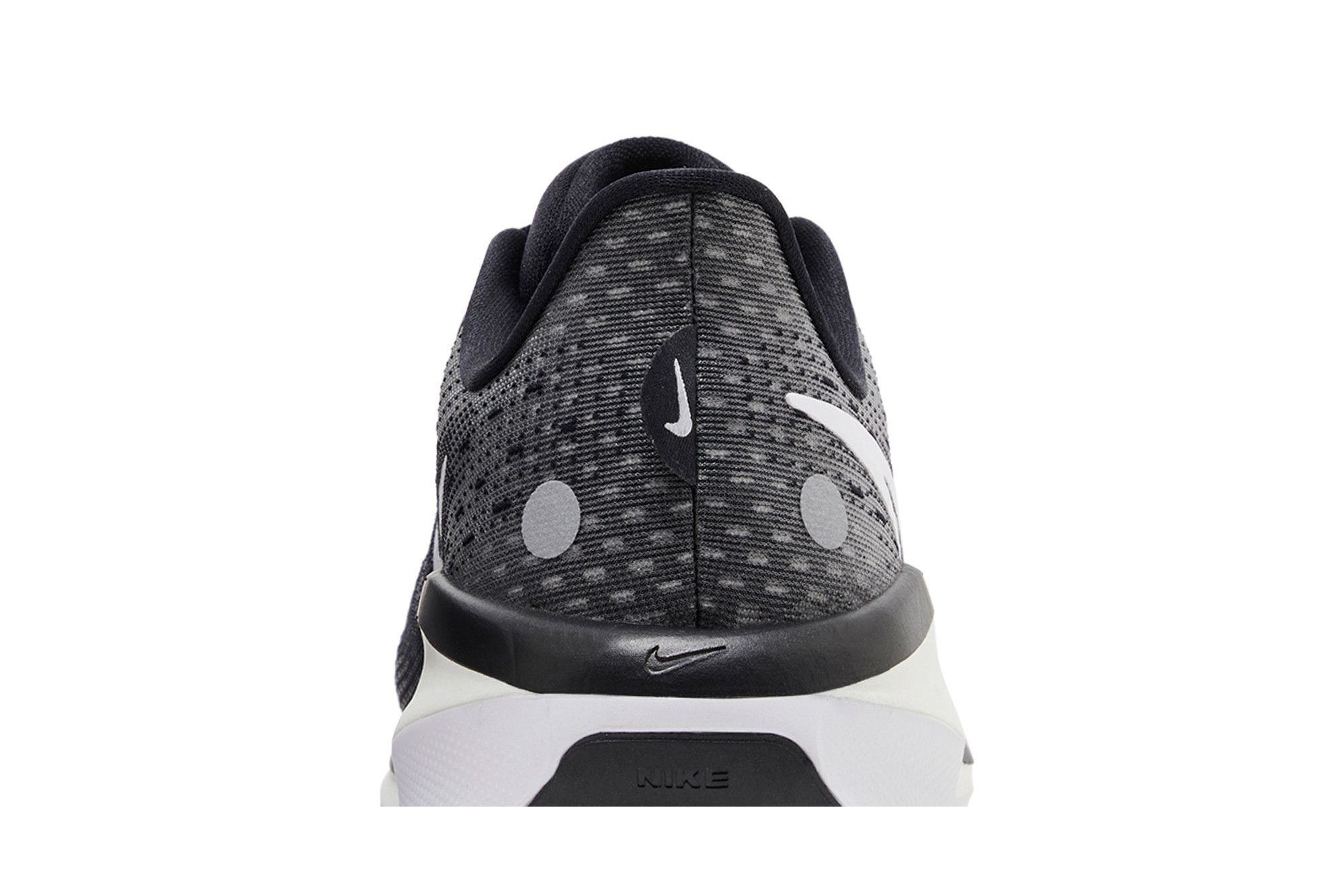Nike Vomero 17 'Black White'