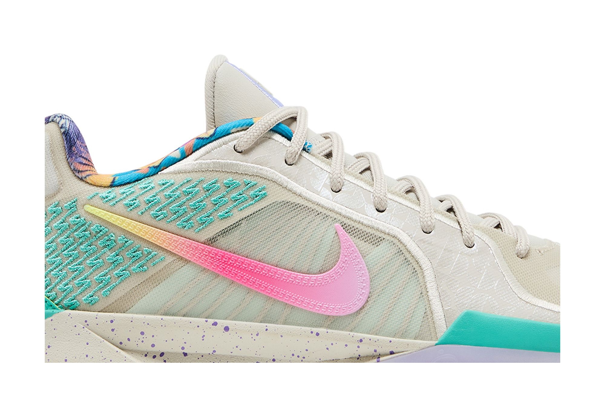 Titan x Nike Wmns Sabrina 2 EP 'Make Space'