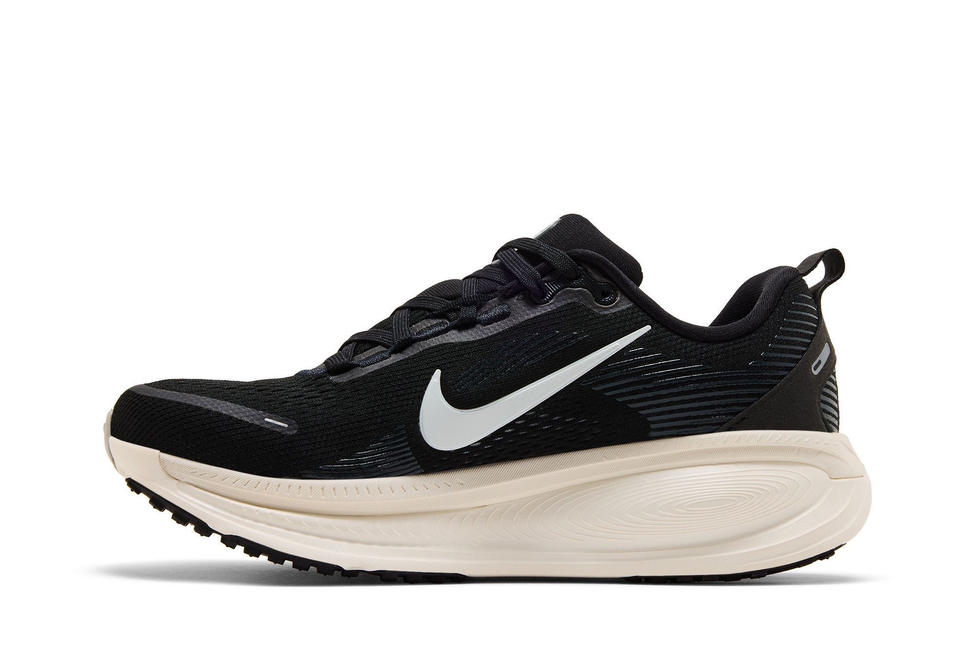 Nike Wmns Vomero 18 'Black Coconut Milk'