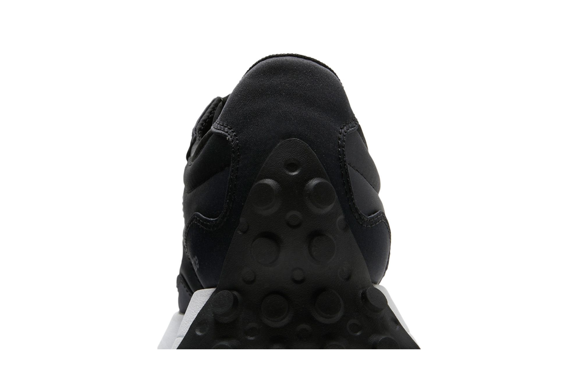 New Balance Wmns 327 'Black Gunmetal'