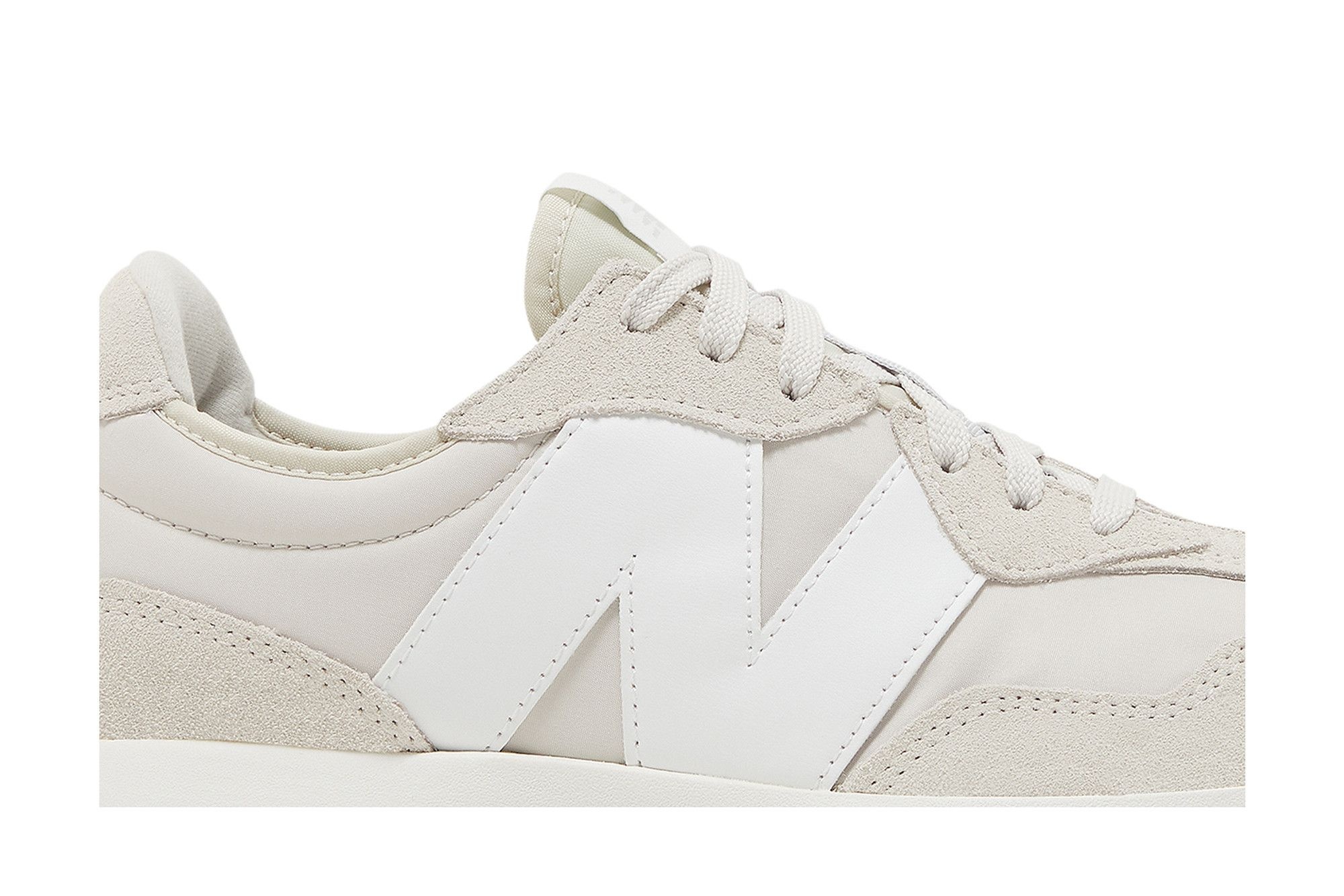 New Balance 327 'Beige'
