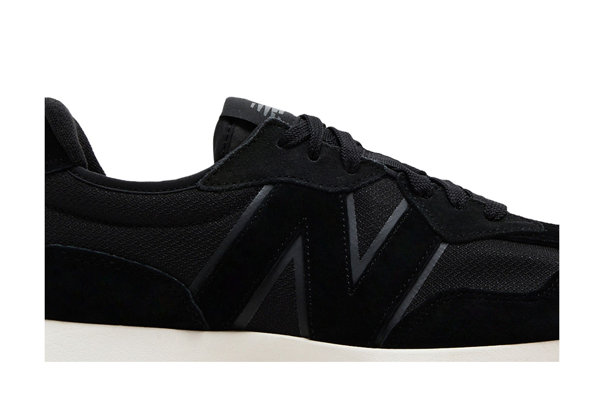 New Balance 327 'Black'