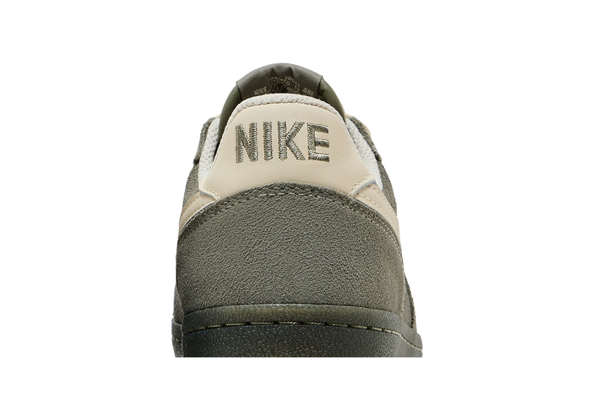 Nike Field General 82 'Light Army Natural'