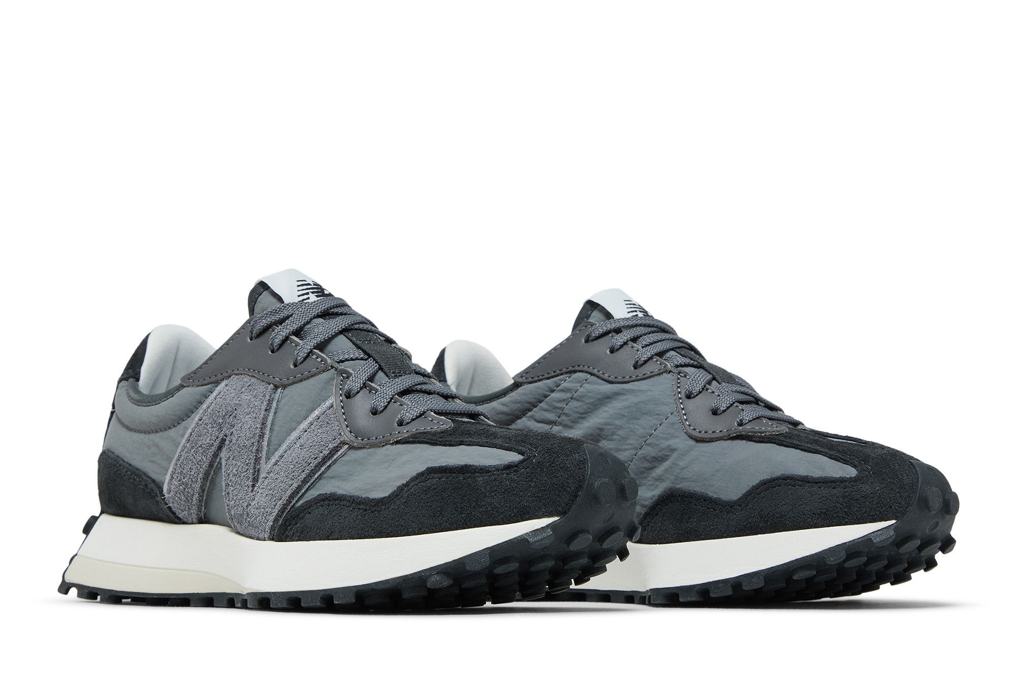 New Balance Wmns 327 'Blacktop'