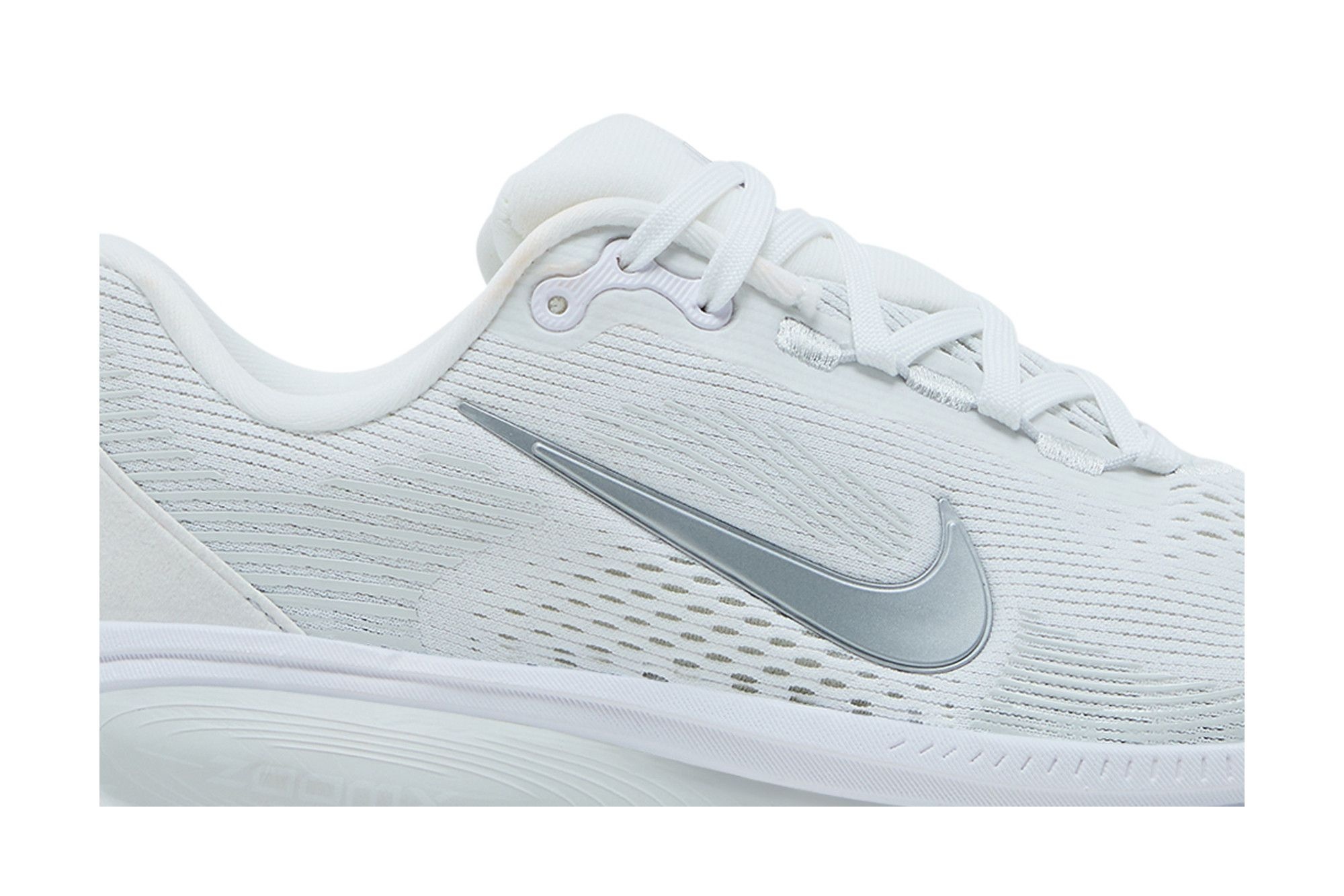 Nike Wmns Vomero 18 'White Photon Dust'