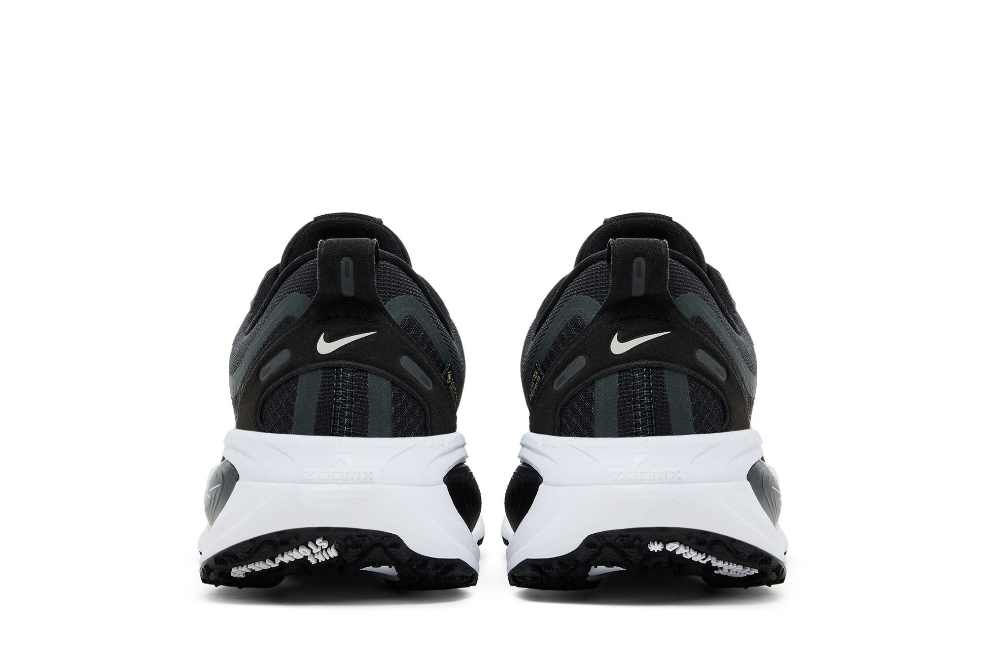 Nike Vomero 18 GORE-TEX Reflective 'Black Metallic Silver'