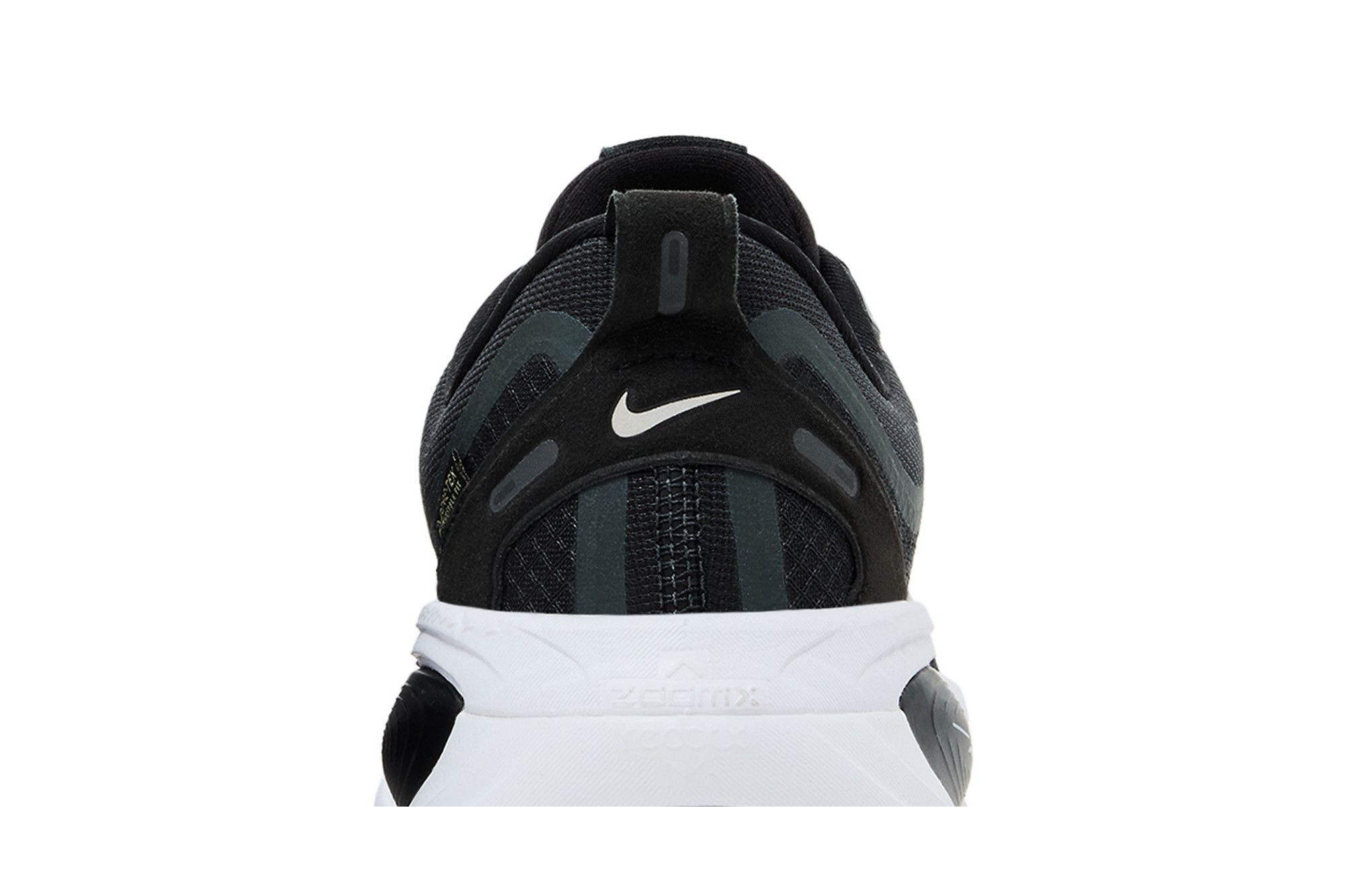 Nike Vomero 18 GORE-TEX Reflective 'Black Metallic Silver'